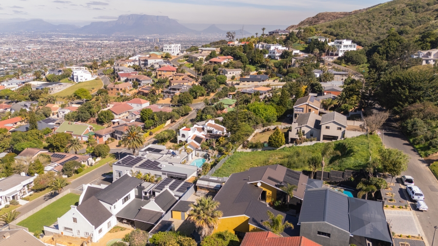 4 Bedroom Property for Sale in Loevenstein Western Cape